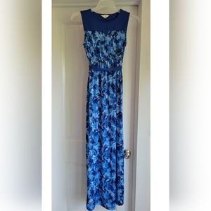 Maternity maxi dress empire waist with optional fabric belt
